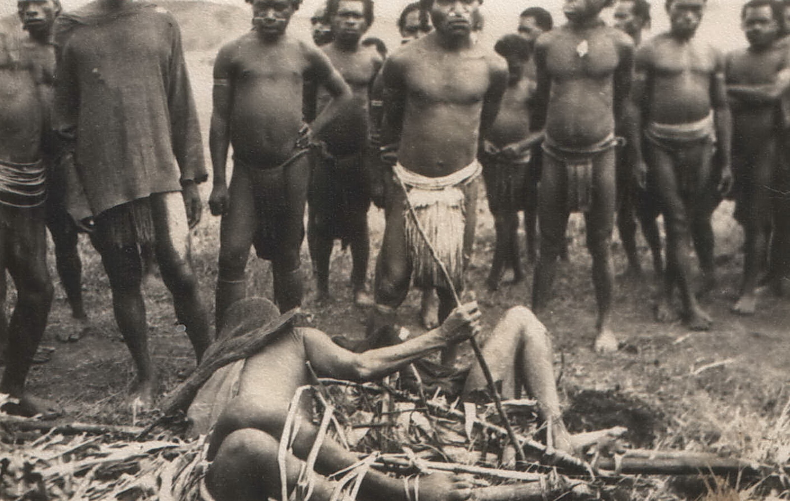 Esda Funeral Practices In Papua New Guinea