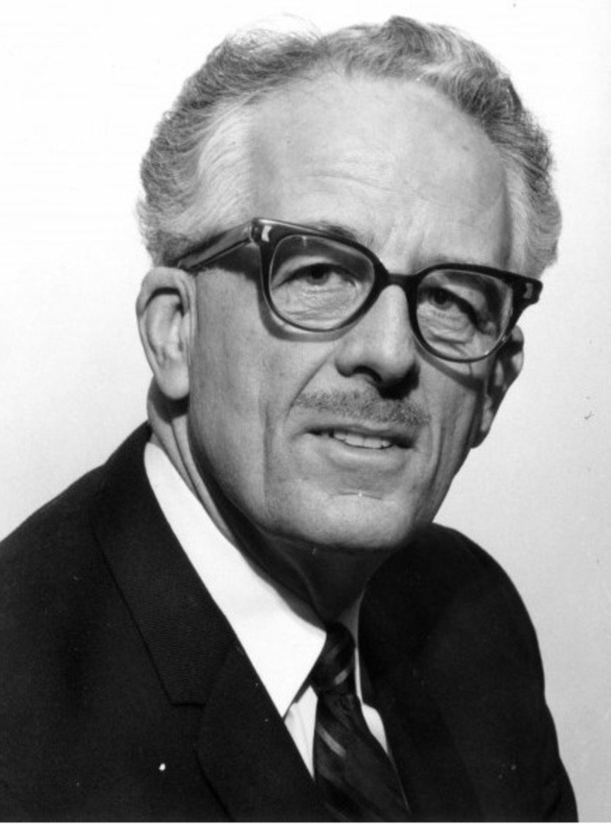 ESDA Shaw, Horace John (19092000)