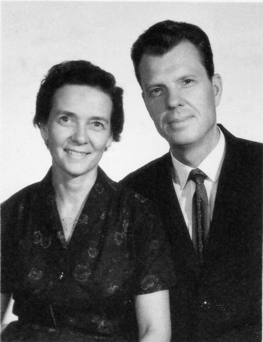 ESDA | Lee, William Milton (1915–1997) and Helen Virginia (Warren)  (1914–2012)